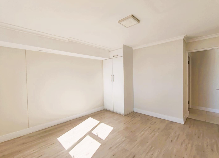 2 Bedroom Property for Sale in Zonnebloem Western Cape